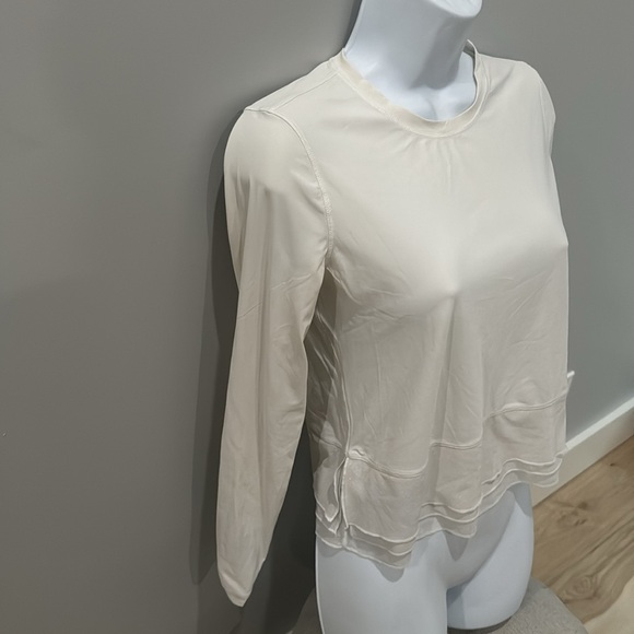 Lululemon Women Top - Picture 3 of 7